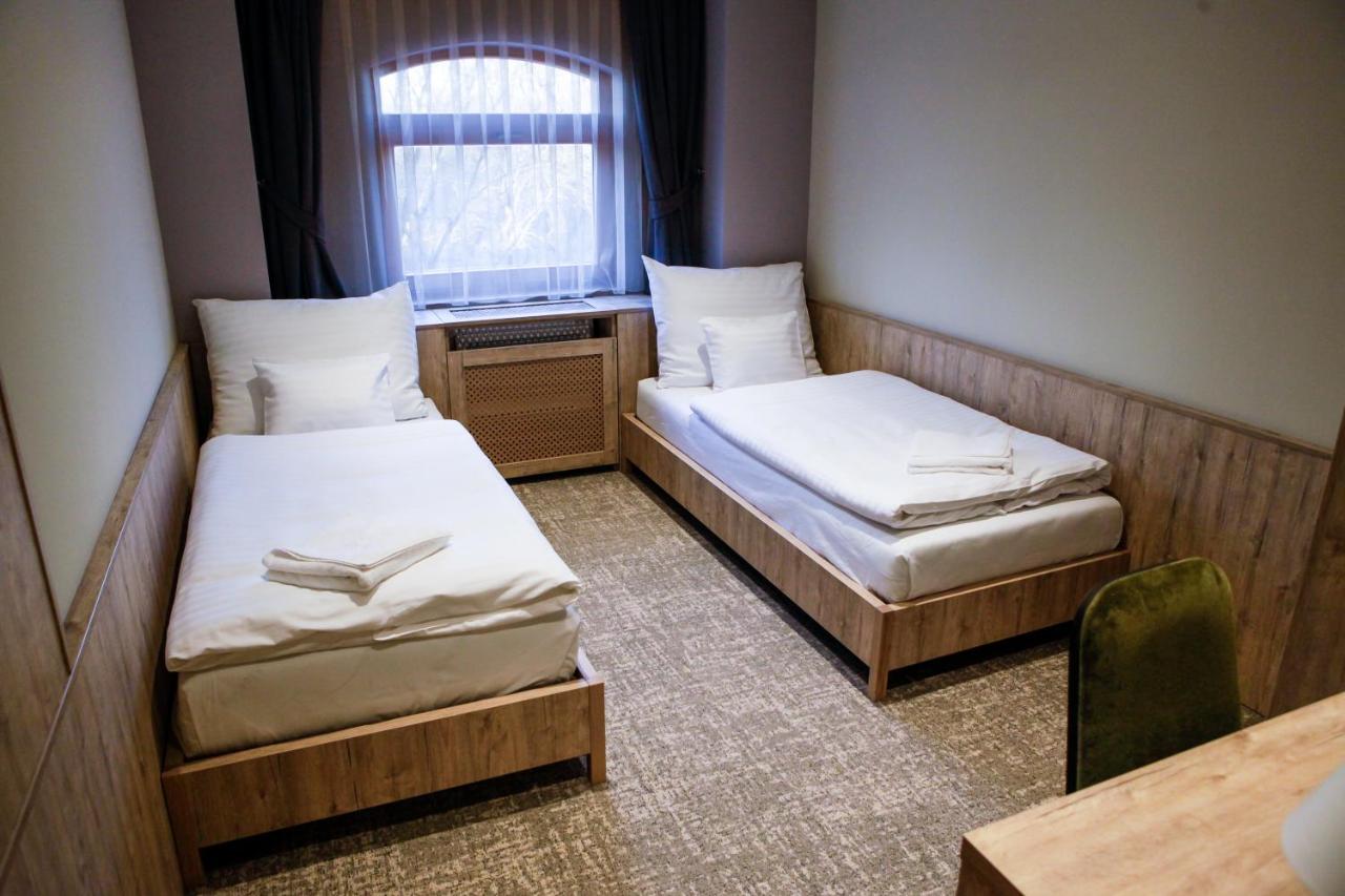 Hunor Hotel és Étterem Vásárosnamény Extérieur photo