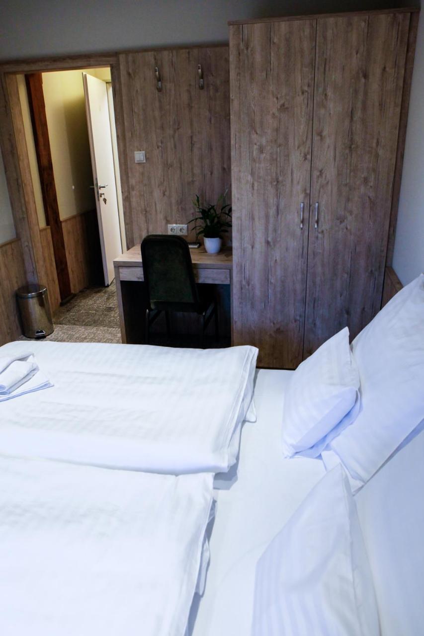 Hunor Hotel és Étterem Vásárosnamény Extérieur photo